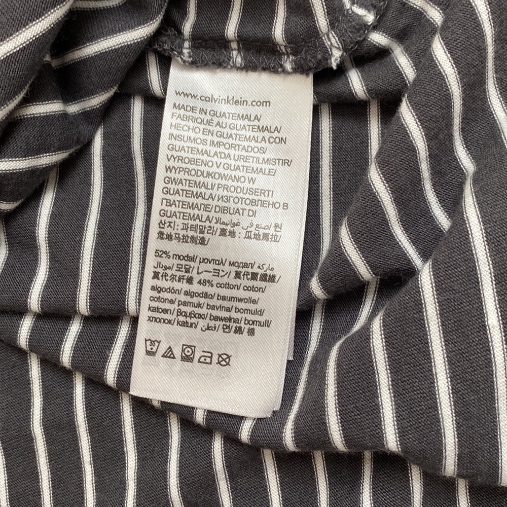 Calvin Klein Jeans Striped Tee Size XL - Picture 6 of 8